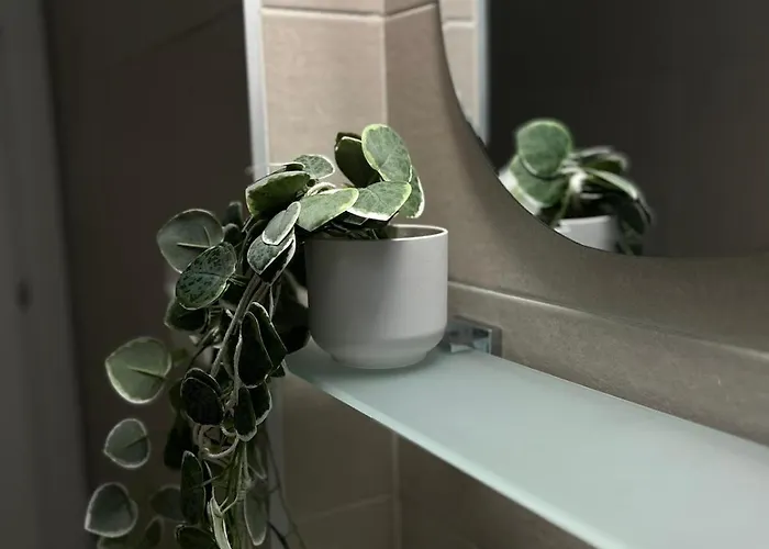 Montanelli 26 Διαμέρισμα *