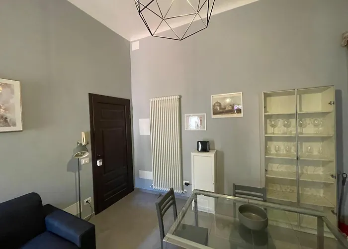 Διαμέρισμα Montanelli 26 *